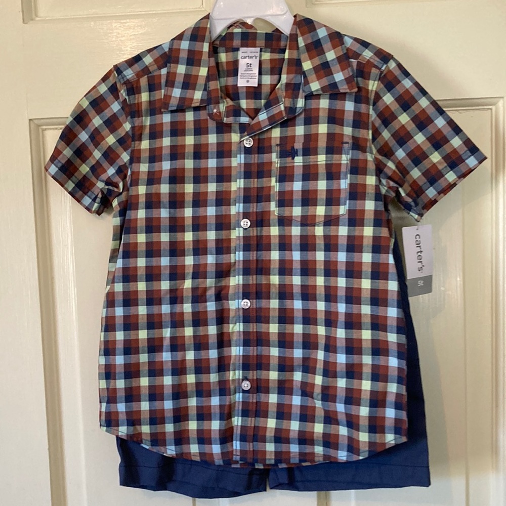 Outfit shorts and button down shirt